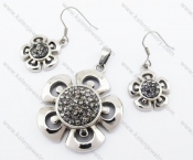 Gray Rhinestones Flower Pendant & Earrings Jewelry Set - KJS410032