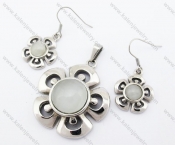 Cat Eye Gemstone Flower Pendant & Earrings Jewelry Set - KJS410034