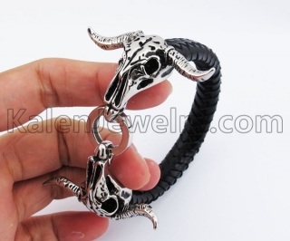 Wild Ox Skull Clasp Leater Bracelet KJB550233