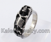 Skull Ring KJR370490