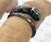 Green Eyed Lizard ring KJR118-0053